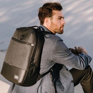 Solo New York Gravity A/D 15.6 inch Backpack